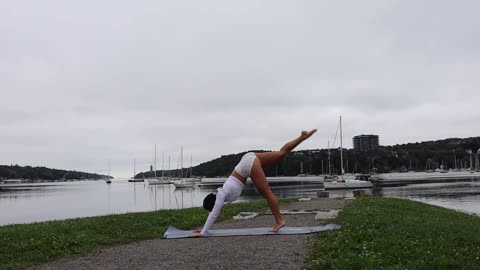 30 minute Yoga Workout - Strength & Stretch | Yoga with Emily