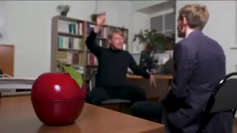 Crackdown on dissent as Russia remembers Stalin's purges