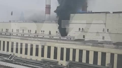 🔥👀 The thermal power station is burning in Moscow. The cause of the fire is