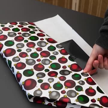 Because books deserve beautiful wrapping too 📚