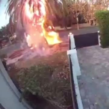 Video of a man lighting a fire near Melrose, California this morning.