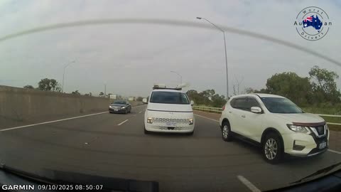 Right lane hog doing 80 kmh in a 100 kmh zone trying to crash into me