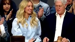 Actress Sydney Sweeney joined American Eagle Outfitters president Jay Schottenstein on Wall Street