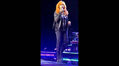 #RebaMcntire #Youliftmeup