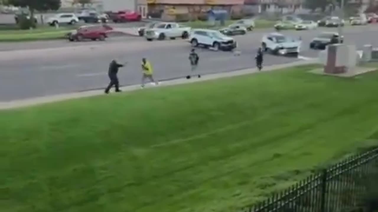 GRAPHIC: Squaring Up Police