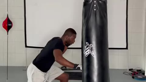 COMBO UNSTOPPABLE CONOR BENN’S KILLER COMBO! 🥊🔥