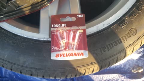 Acura MDX Brake Light Bulb Replacement