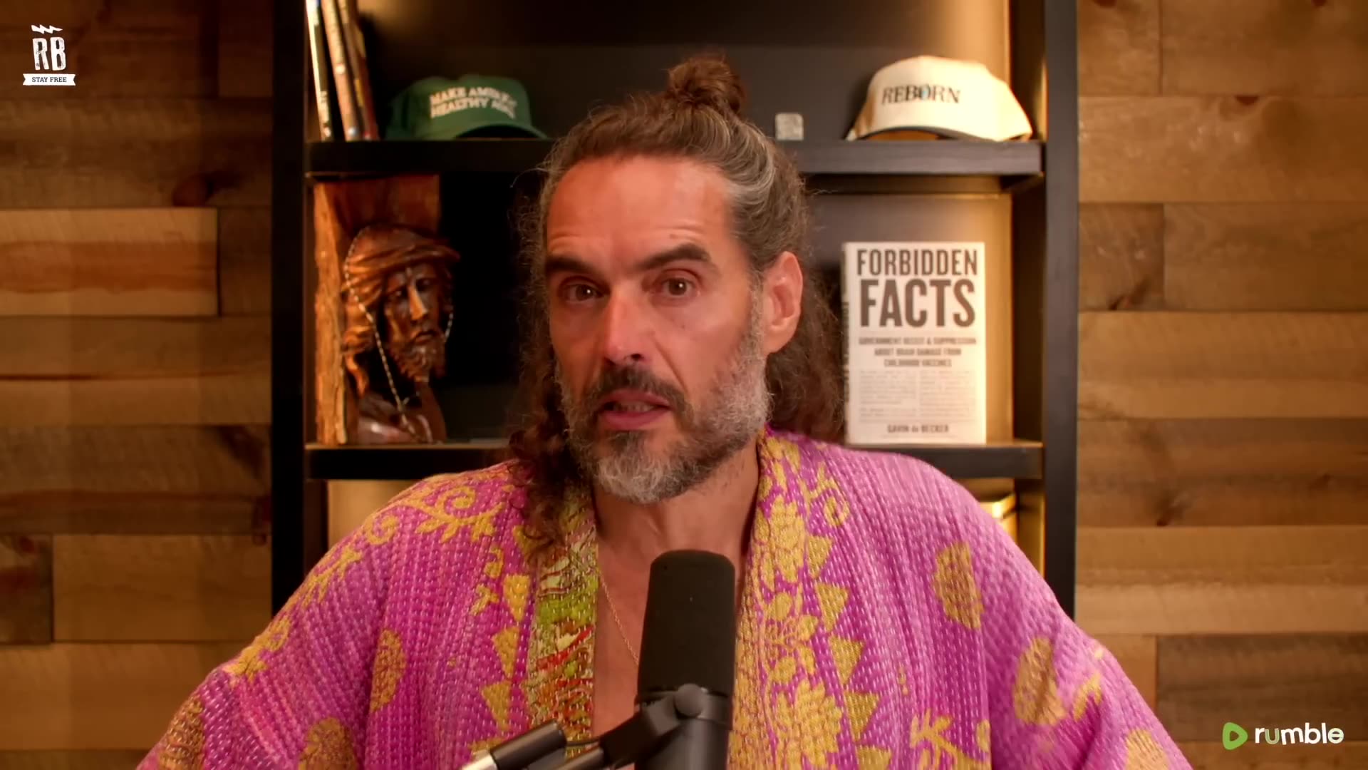 Russell Brand Notices Something Trump & Mamdani’s Awkward Encounter