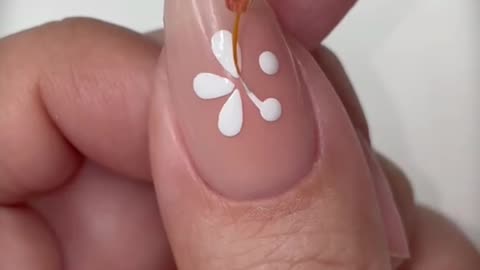 Easy Nail Art: Simple & Stunning Designs for Beginners in 2025! 💅✨