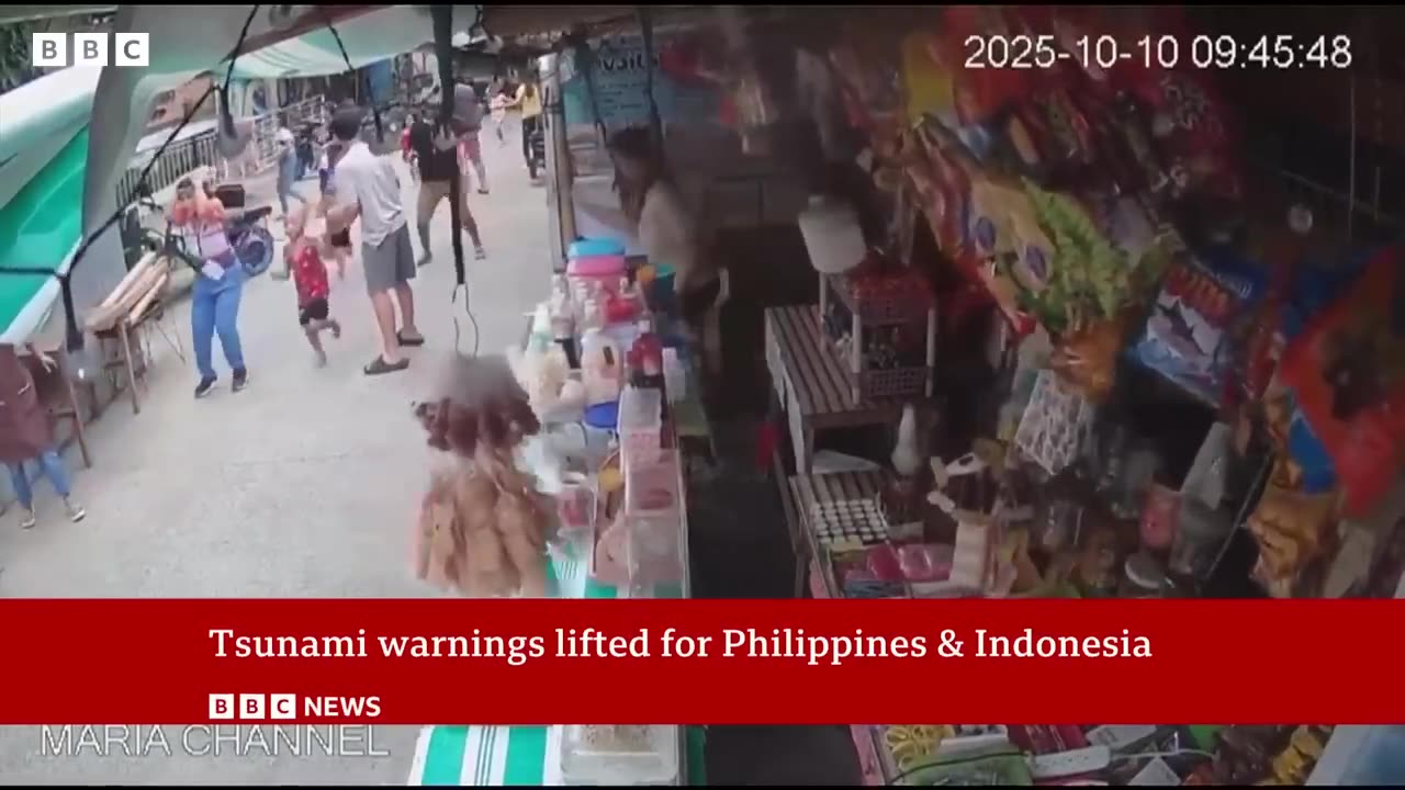 Strong 7.4 magnitude earthquake hits southern Philippines