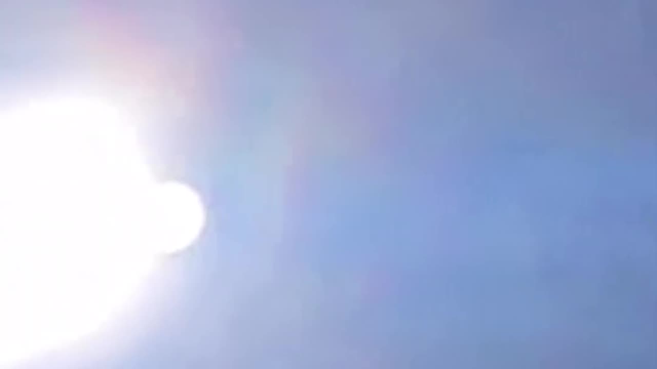I CAUGHT THE 2 SUNS IN THE SKY YESTERDAY & I HEAR GROWLING FROM A BEING AT THE BEGINNING