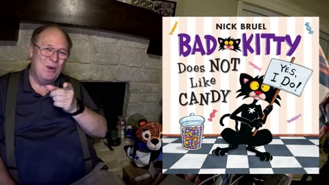 Bad Kitty Does Not Like Candy