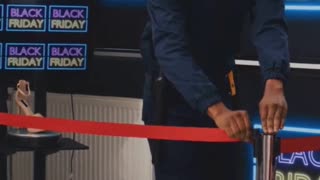 Thanksgiving & Black Friday 2025: What's Open & Closed