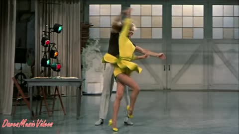 Olivia Newton-John & John Travolta. You're The One That I Want