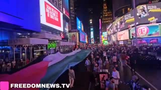 Hundreds of Islamists break through the police line in NYC