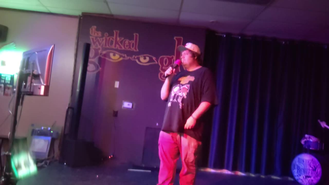 AUTISTIC MAN KILLED MIRANDA LAMBERT- SHE KEEPS ME WARM LIVE COVER