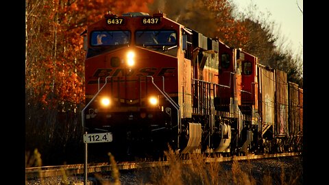 KCS 5008 and Some BNSF Railway Action - Hinckley Subdivision