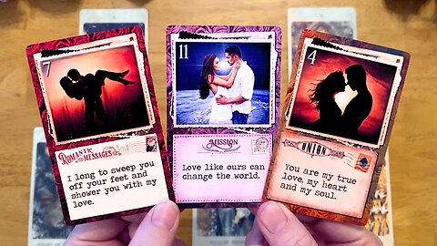 YOUR PERSON SUDDENLY COMES BACK WANTING TO SWEEP YOU OFF YOUR FEET ♥️ (LOVE TAROT READING) 🌹