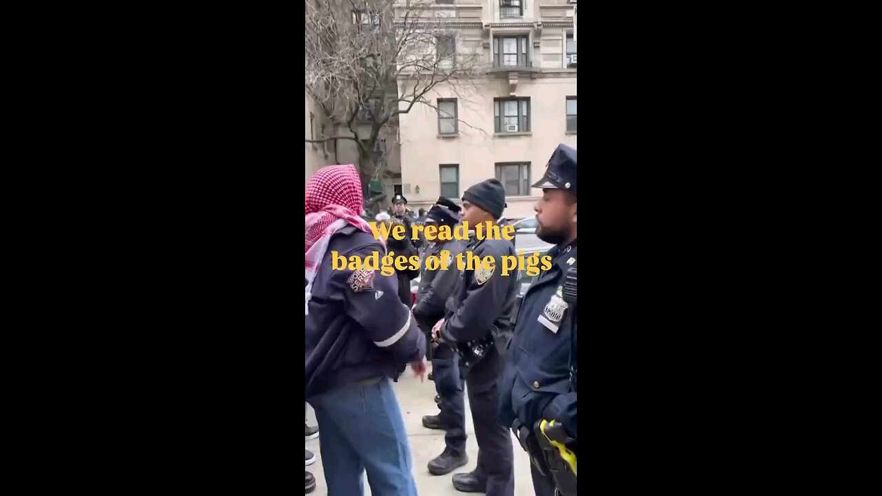 Hamas supporter harass a Muslim NYPD officer for not aiding the Islamists in their violence. DEPORT!