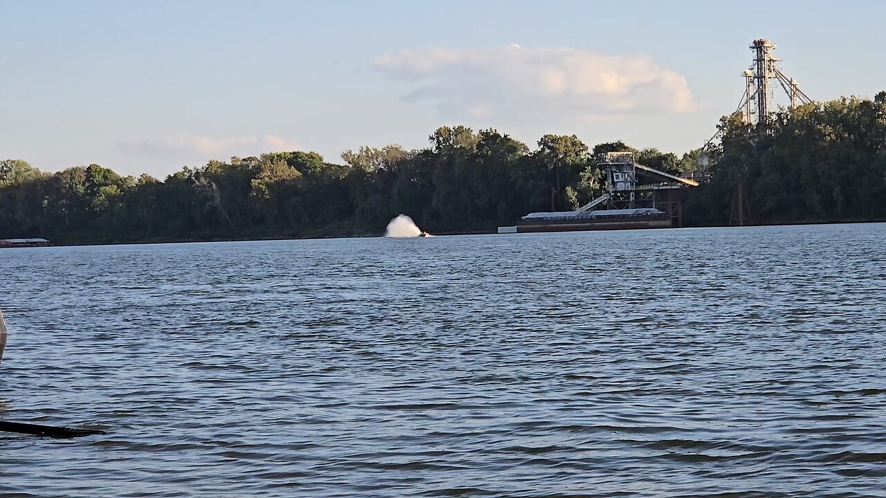 Another jetboat on the Ohio