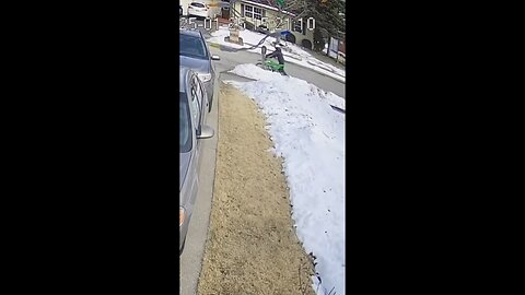 Indianapolis Man charged after punching teen