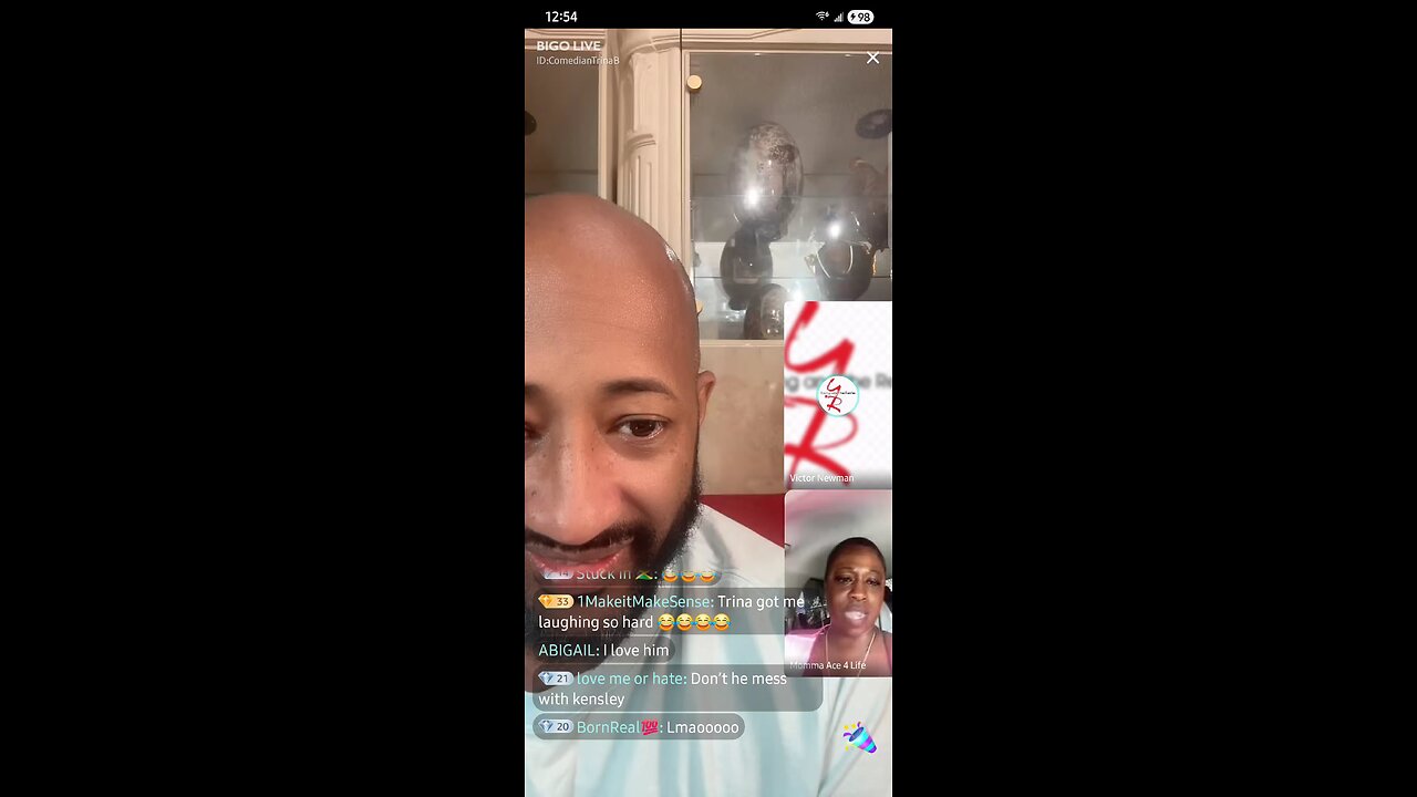 This was funny how he played in mamaAce face