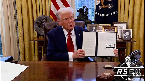 WATCH: President Trump Signs Executive Orders in the Oval Office - 1/30/25