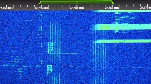 33.100 Odd Data Bursts 1342 UTC - G8JNJ SDR Receiver In UK VHF Low Band DX - 21 November