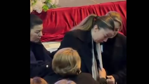 Momenti rrëqethës kur partnerja i jep lamtumirën Shpat Kasapit