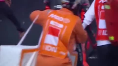 A huge incident on the opening lap