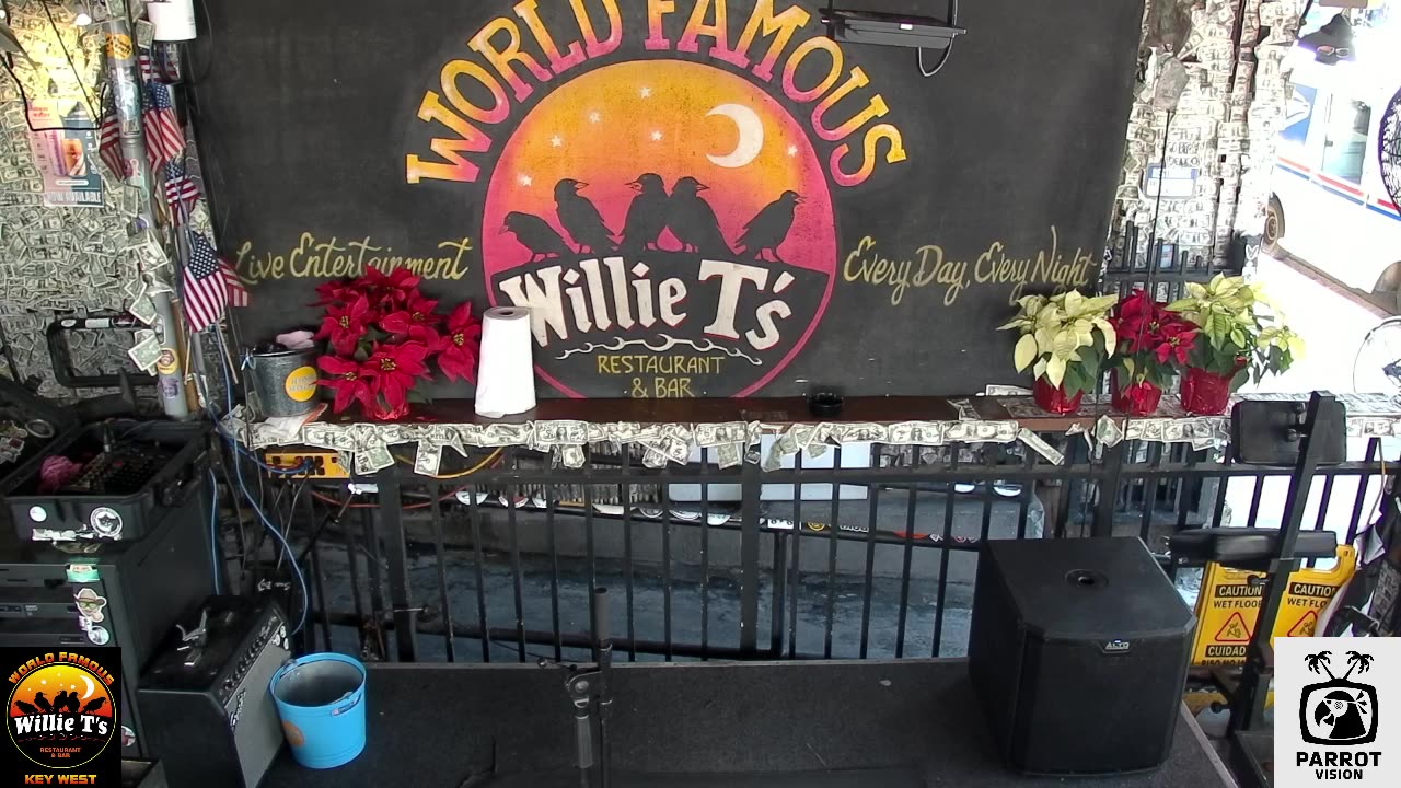 LIVE Music Everyday!