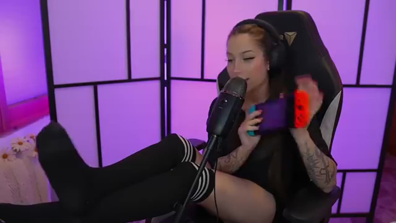 ASMR de Novia Gamer ♥