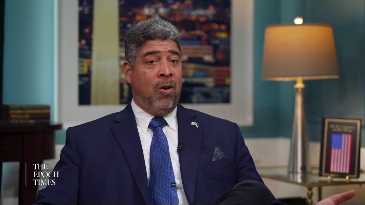 How Cuba Penetrated America’s Security Elite thumbnail