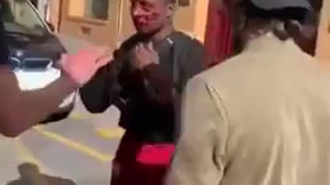 Paris - black insulted his woman - he hurt his hand on his thick jogger skull too