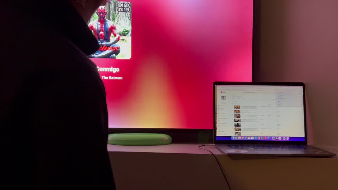 Ep. 879 "Time Conmigo" by Patrick Henry The Batman