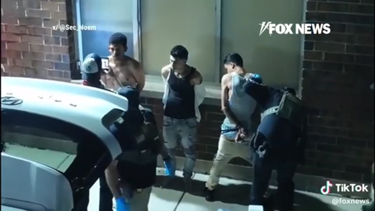 ICE in Chicago ..