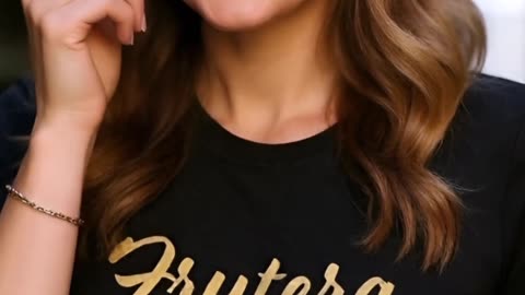 When cozy meets classy… would you wear this too? #fallfashion #graphictee