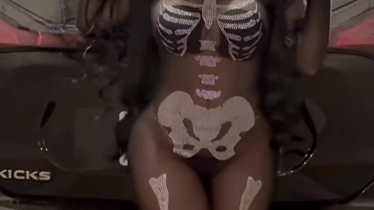 🍑 The Booty Bone Is Hot 💯🔥