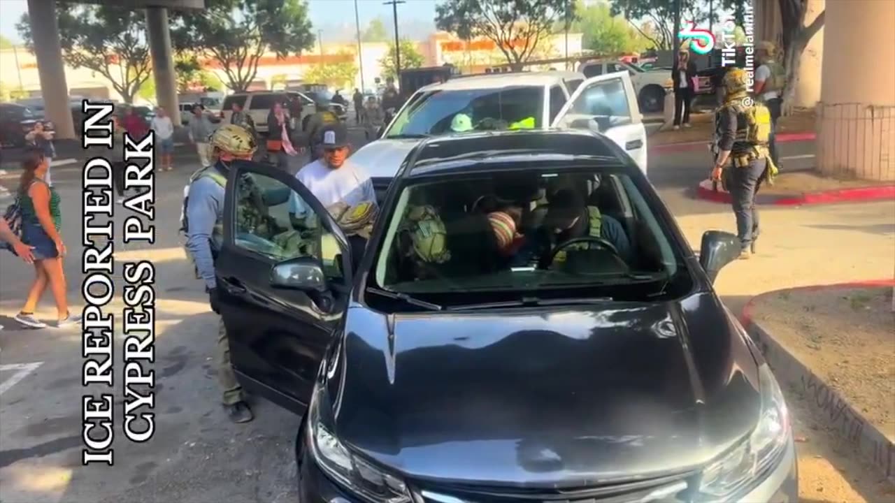ICE arresting criminal illegal in Cypress Park, Los Angeles