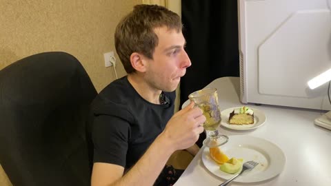 🍎 Ем фрукты, а потом пирожное
