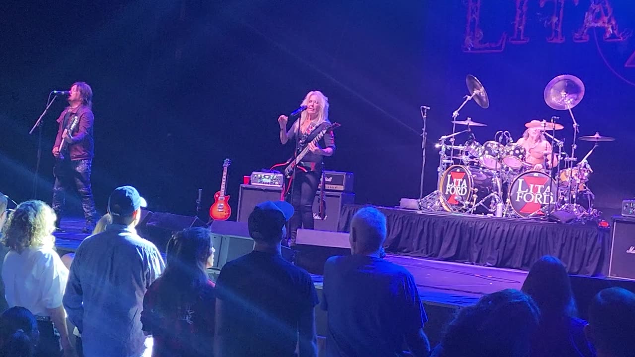 Lita ford (live)