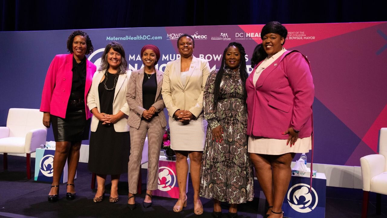 Top Democrat Out! – Calling It A Career