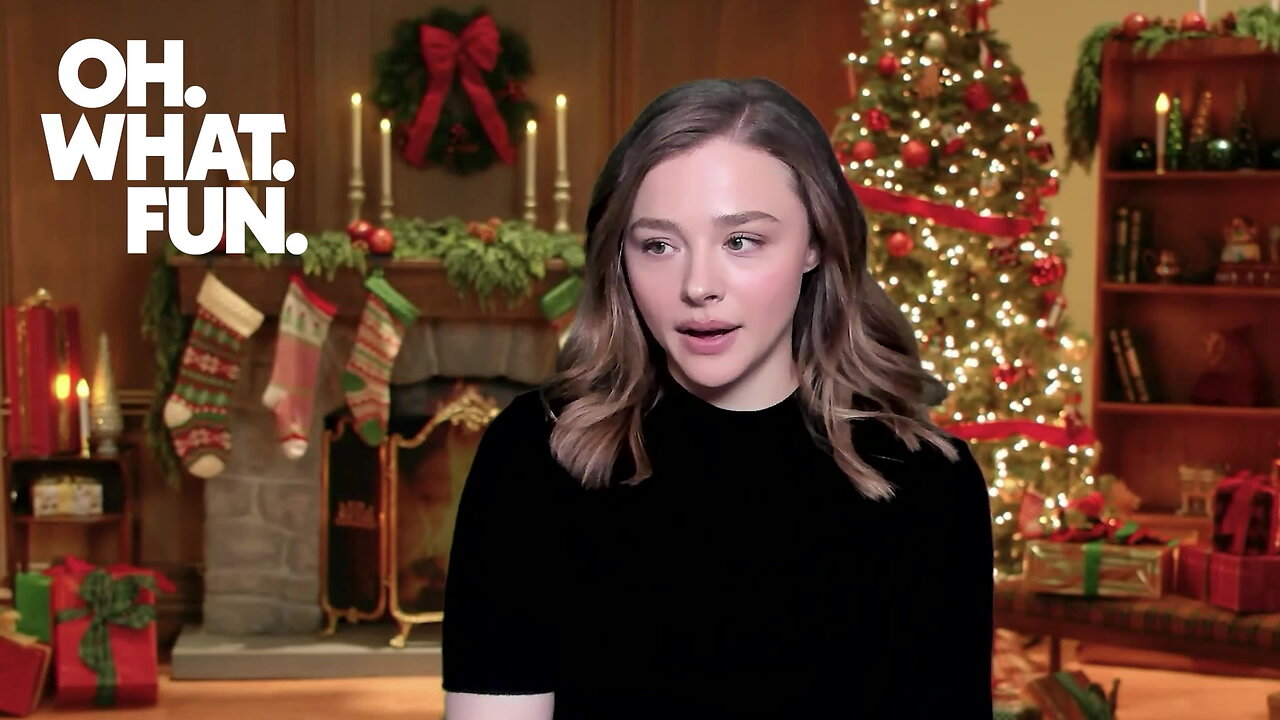 Chloë Grace Moretz Was Thrilled To Play A Cool, Gay Character In Amazons Oh What Fun Christmas Movie