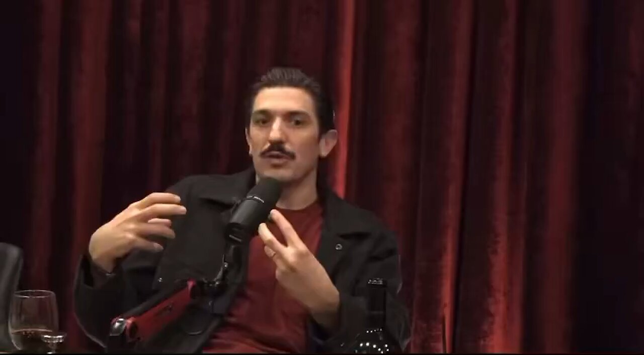 Andrew Schulz discusses the fear parents have of vaccinating their children.