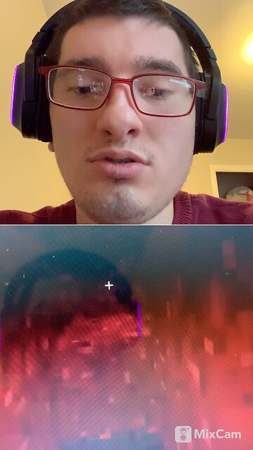 My reaction to mmjoemele playing Minecraft