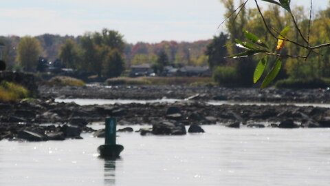 Dorion Bridge Documenting the lack of rising water levelsas of Oct 17 2025 Friday