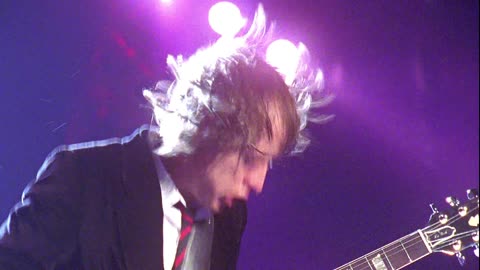 Hard As A Rock - AC⚡DC (live)