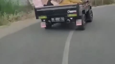 He doesn't look like a good driver.