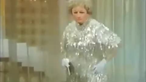 PHYLLIS DILLER (1968) stand-up comedy on The Hollywood Palace