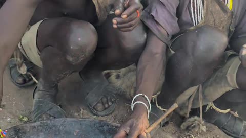 Wow, that's delicious 😋😲😍 Lunch, Today Great day😊hadza hunt's enjoy After Successful hunt